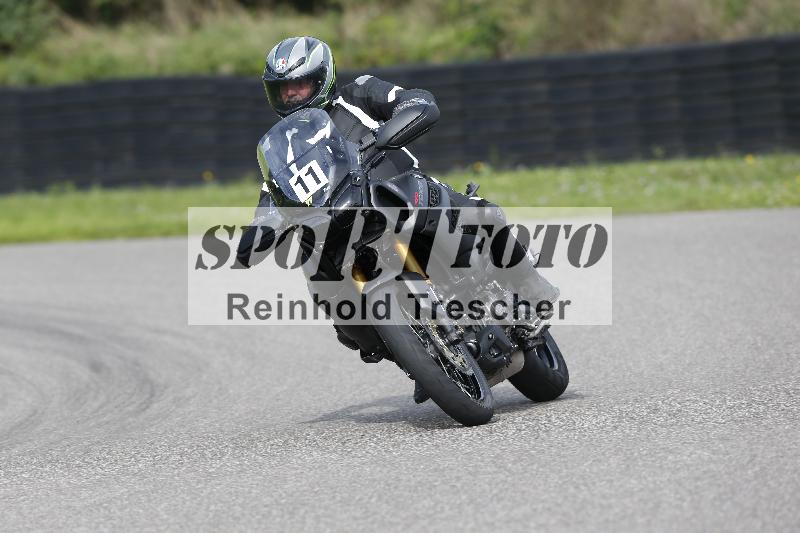 /53 16.09.2025 Track Day Domi Aegerter ADR/Gruppe gelb/11